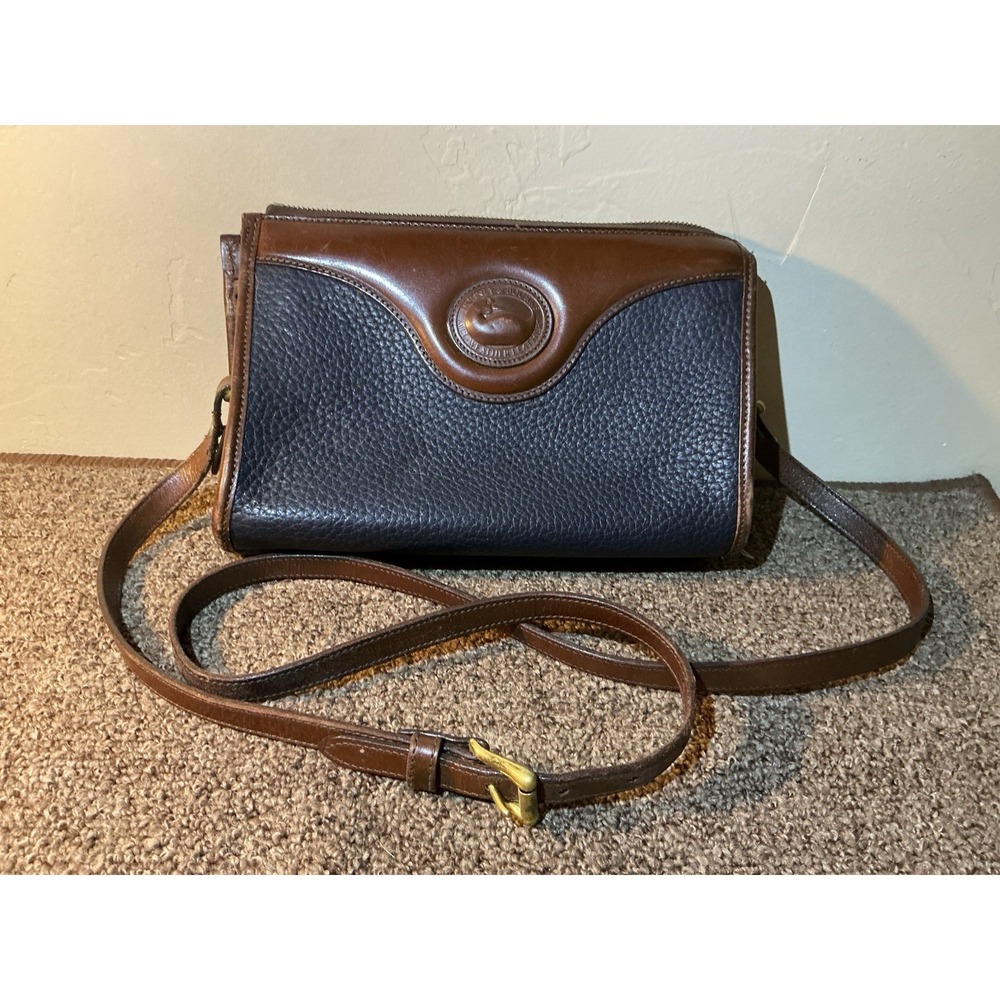 Dooney & Bourke Vintage Cross Body Bag Navy Blue/Walnut Fob AWL Carrier B720 NV